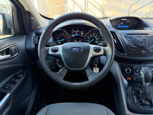 Used 2016 Ford Escape SE image 27