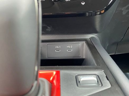 New 2025 Nissan Kicks SR image 27