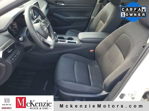 Used 2025 Nissan Altima 2.5 SV FWD image 5