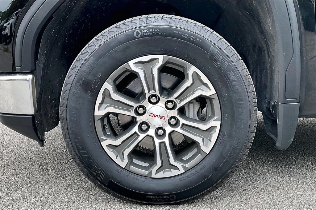 Used 2025 GMC Sierra 1500 SLT AWD/4WD image 11