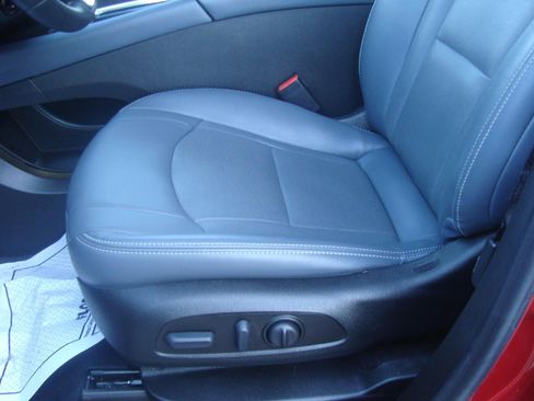 Used 2023 Buick Enclave Essence w/ Experience Buick Package image 9