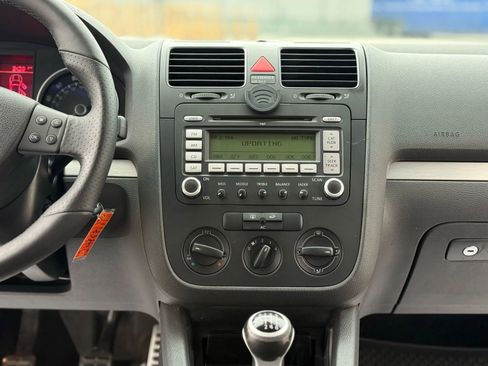 Used 2008 Volkswagen GTI 4-Door image 28