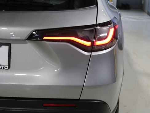 Certified 2025 Honda HR-V LX image 39