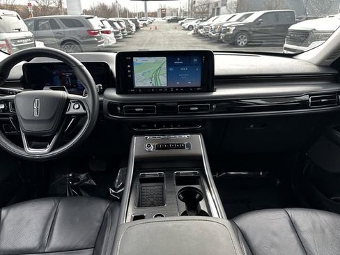 Certified 2025 Lincoln Aviator Reserve image 15