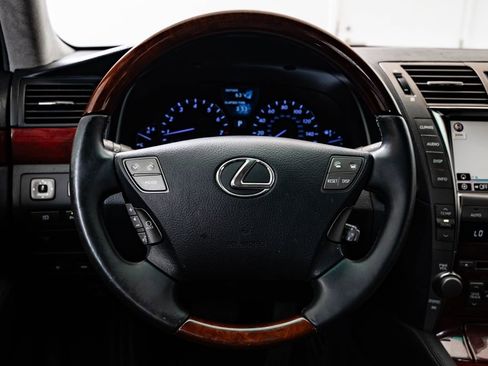Used 2009 Lexus LS 460 L RWD image 40