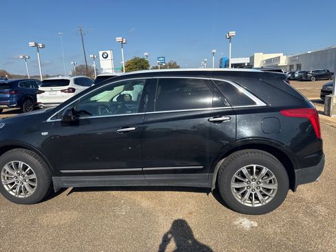 Used 2017 Cadillac XT5 Luxury image 8