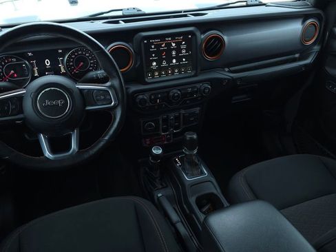 Used 2020 Jeep Gladiator Mojave AWD/4WD image 24