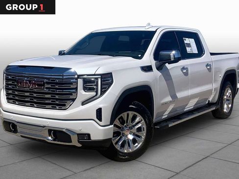 Used 2024 GMC Sierra 1500 Denali w/ Technology Package AWD/4WD image 1