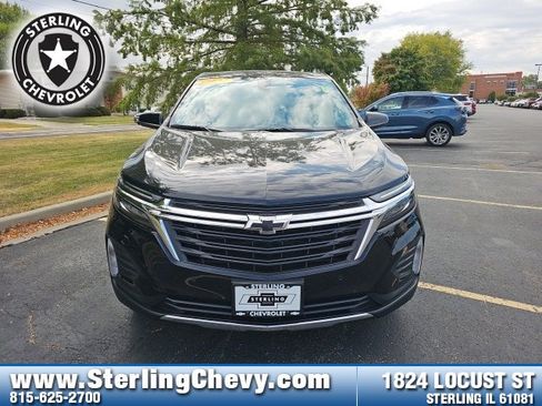 Used 2022 Chevrolet Equinox LT image 2