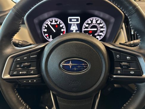 Certified 2025 Subaru Outback Limited image 23