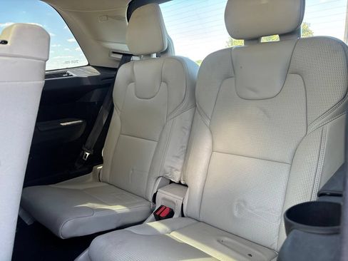Used 2016 Volvo XC90 T6 Inscription w/ Vision Package AWD/4WD image 12