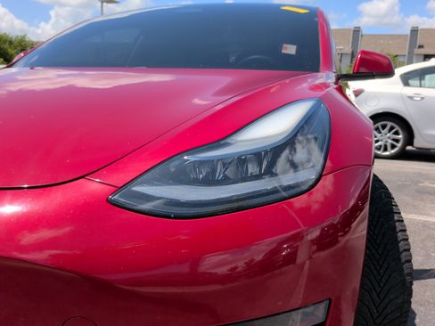 Used 2021 Tesla Model 3 Long Range AWD/4WD image 3