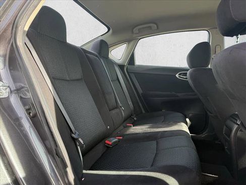 Used 2015 Nissan Sentra SR image 11