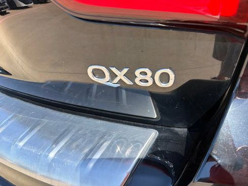 Used 2022 INFINITI QX80 Premium Select w/ Cargo Package AWD/4WD image 11