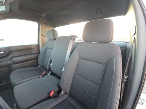 Used 2025 Chevrolet Silverado 1500 W/T image 17