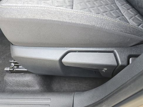 New 2026 Nissan Kicks SV w/ SV Premium Package image 20