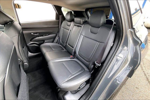 Certified 2025 Hyundai Tucson Limited AWD/4WD image 28