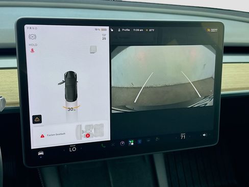 Used 2021 Tesla Model 3 Standard Range Plus RWD image 10