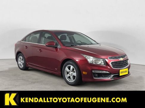 Used 2015 Chevrolet Cruze LT w/ Sun And Sound Package FWD image 3