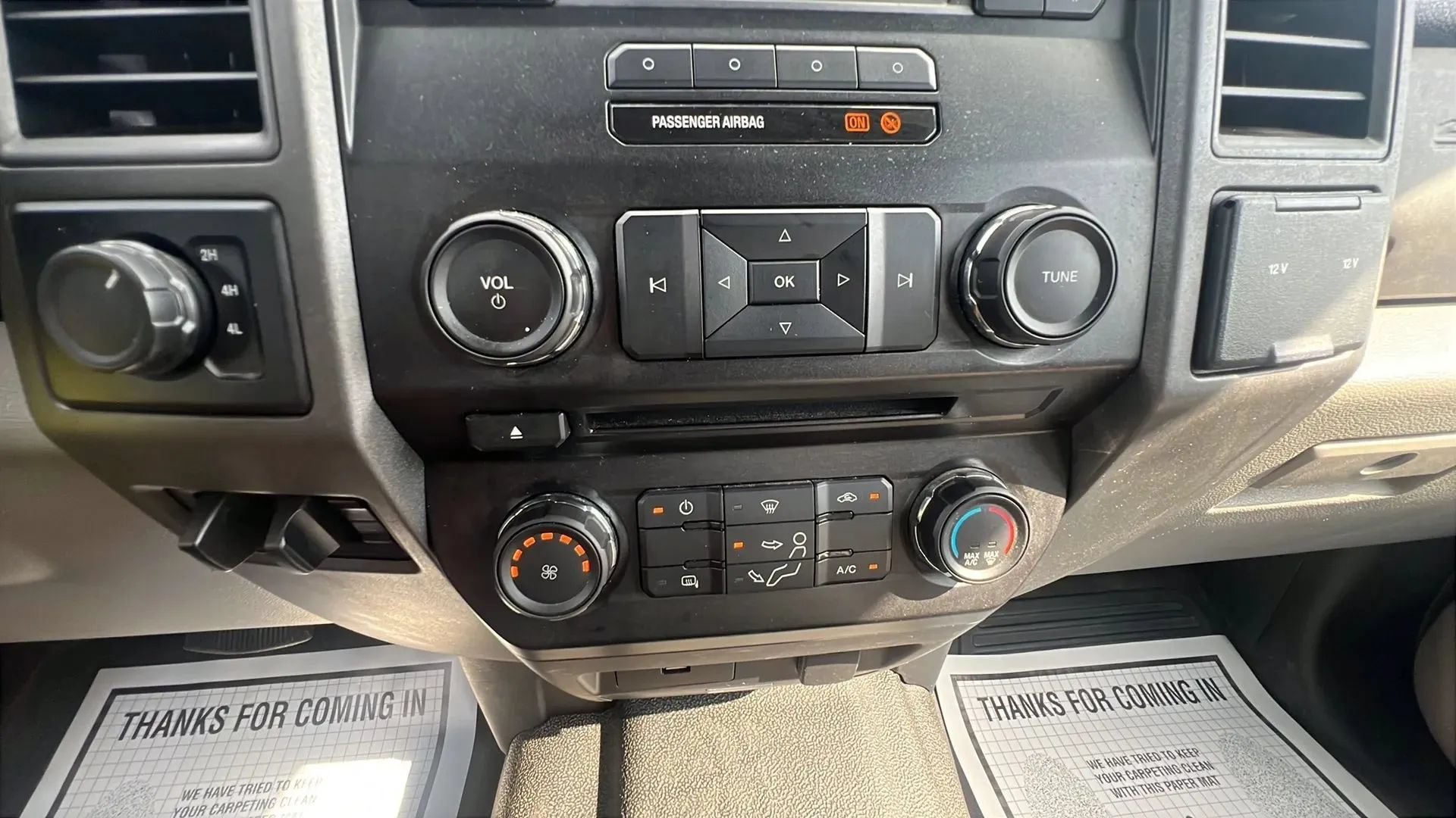 Used 2017 Ford F450 XL w/ Power Equipment Group AWD/4WD image 13