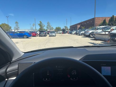 Used 2025 Hyundai Tucson SEL FWD image 34