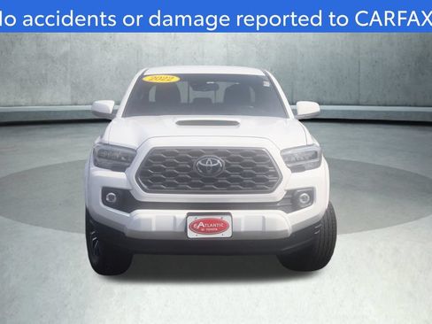 Used 2023 Toyota Tacoma TRD Sport w/ Technology Package AWD/4WD image 2
