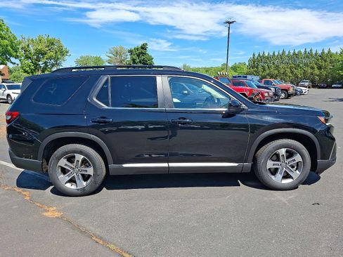 Certified 2023 Honda Pilot EX-L image 7