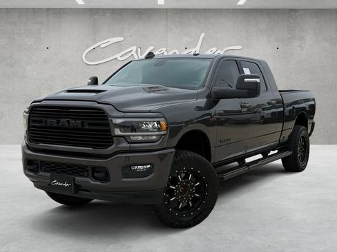 Used 2023 RAM 2500 Laramie AWD/4WD image 1
