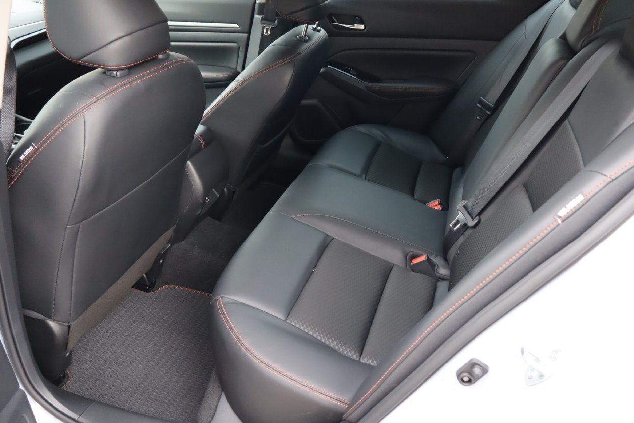 Certified 2024 Nissan Altima 2.5 SR FWD image 5
