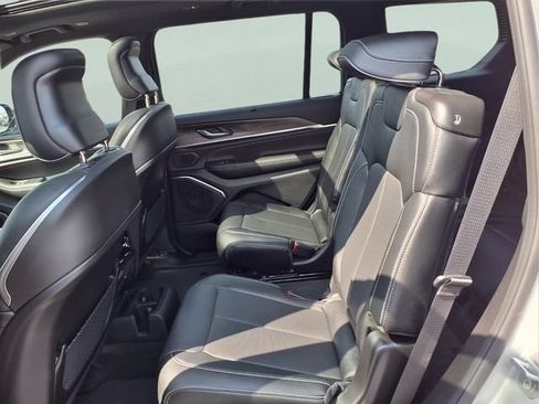 New 2025 Jeep Grand Cherokee L Overland w/ Advanced Protech Group III AWD/4WD image 12