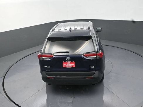 Used 2025 Toyota RAV4 XLE AWD/4WD image 28
