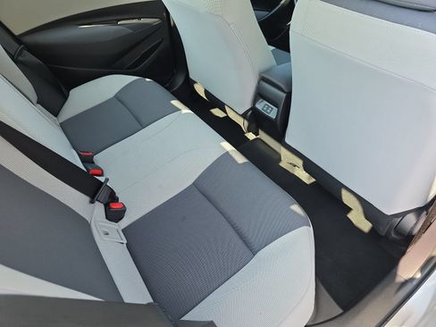 Used 2025 Toyota Corolla LE FWD image 11
