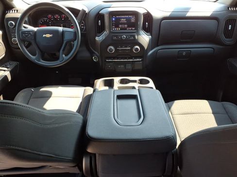 Used 2024 Chevrolet Silverado 2500 Custom w/ Custom Value Package AWD/4WD image 16
