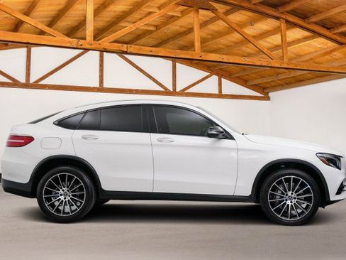 Used 2018 Mercedes-Benz GLC 300 4MATIC Coupe image 6