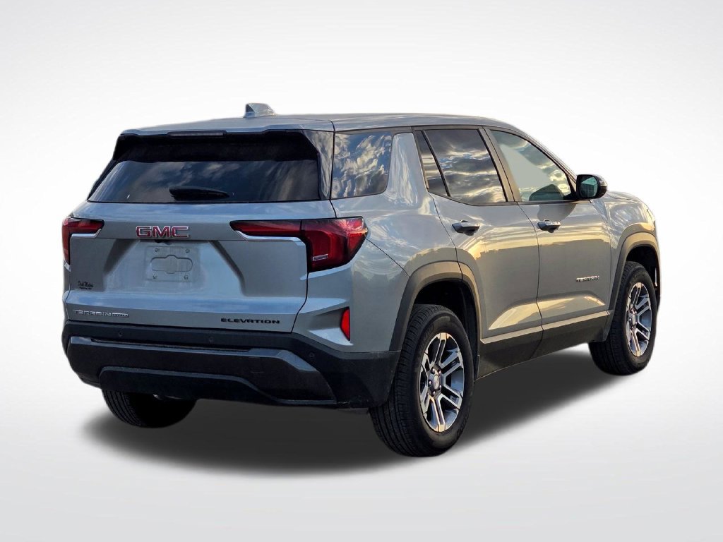 Used 2025 GMC Terrain Elevation AWD/4WD image 3