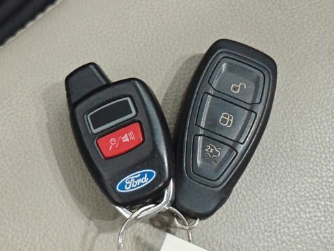 Used 2016 Ford C-MAX SEL w/ Equipment Group 302A FWD image 17