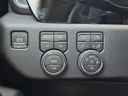 New 2026 Chevrolet Silverado 1500 RST w/ All Star Edition Plus AWD/4WD image 24