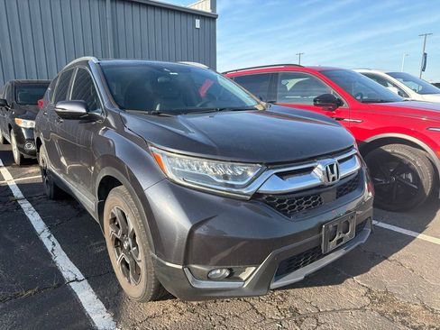 Used 2019 Honda CR-V Touring image 3