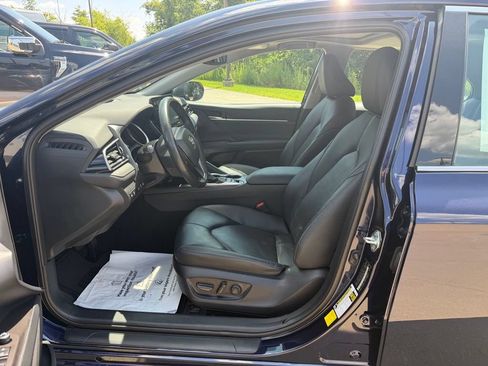 Certified 2022 Toyota Camry XLE w/ Cold Weather Package FWD image 11