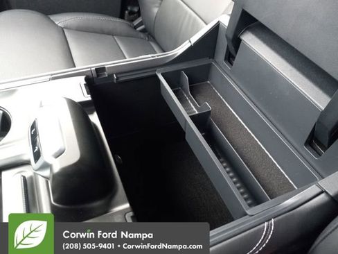 New 2025 Ford Expedition Platinum w/ Stealth Performance Package image 19