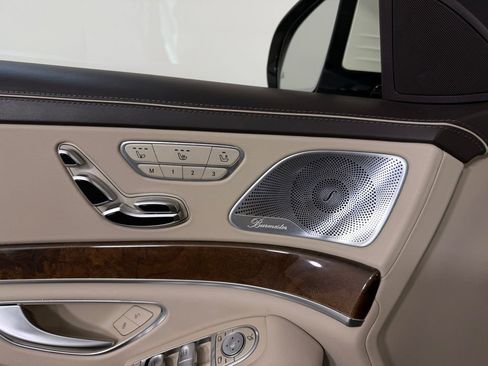 Used 2014 Mercedes-Benz S 550 Sedan image 22