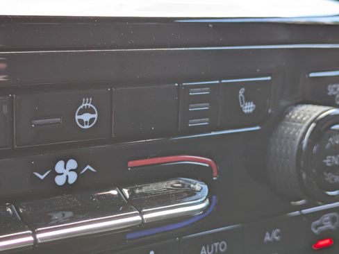 New 2025 Jeep Grand Cherokee Laredo X w/ Luxury Tech Group I image 20