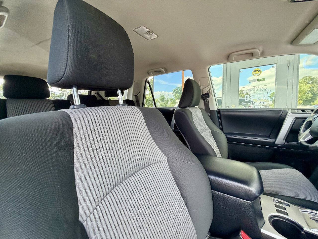 Used 2021 Toyota 4Runner SR5 AWD/4WD image 30