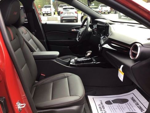 New 2026 Chevrolet Trax RS w/ Driver Confidence Package image 19