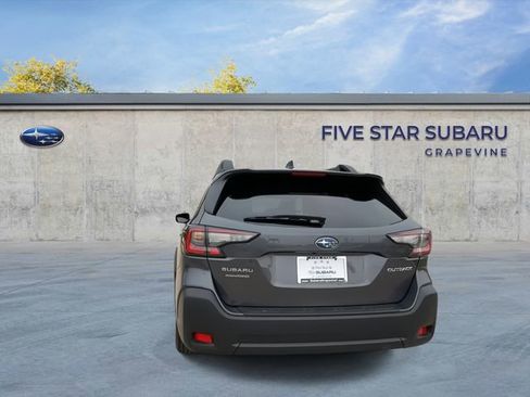 Used 2025 Subaru Outback Premium image 7