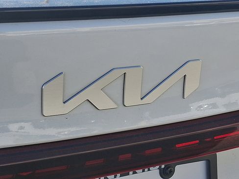 Certified 2022 Kia Forte GT-Line image 28