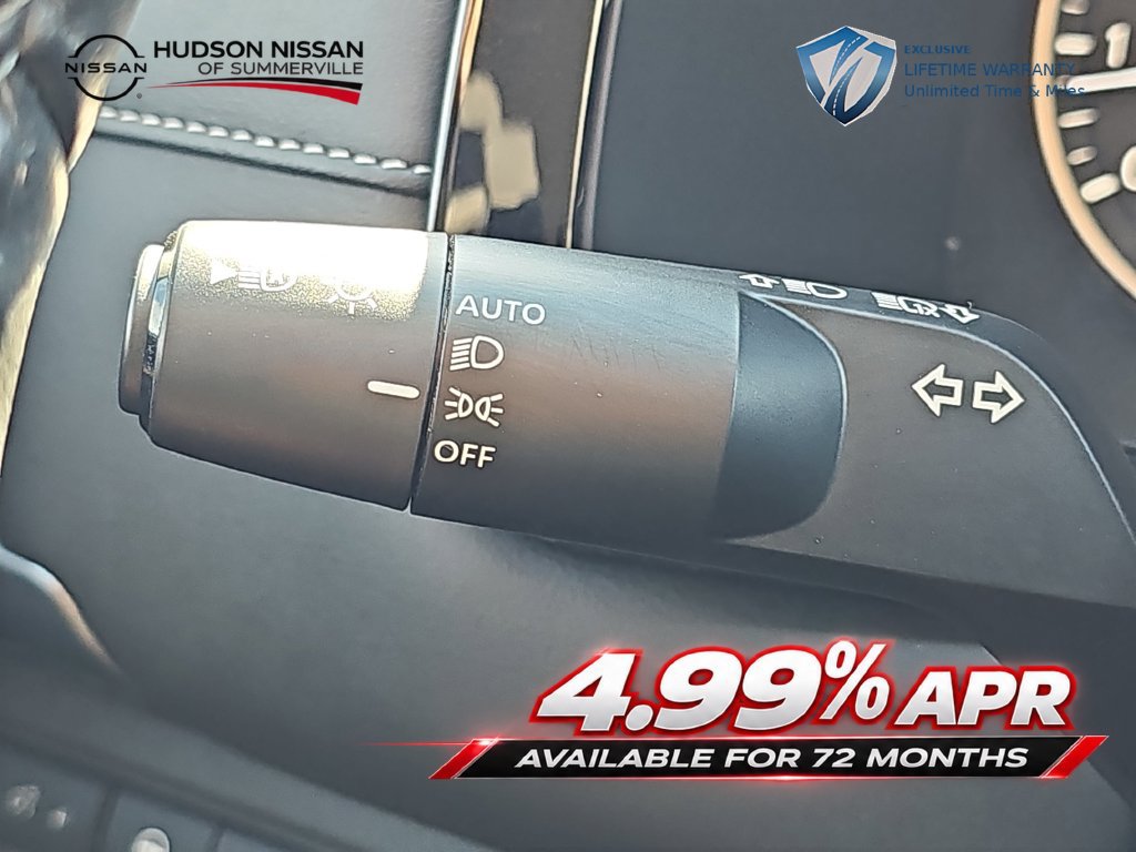Used 2024 Nissan Pathfinder SL AWD/4WD image 36