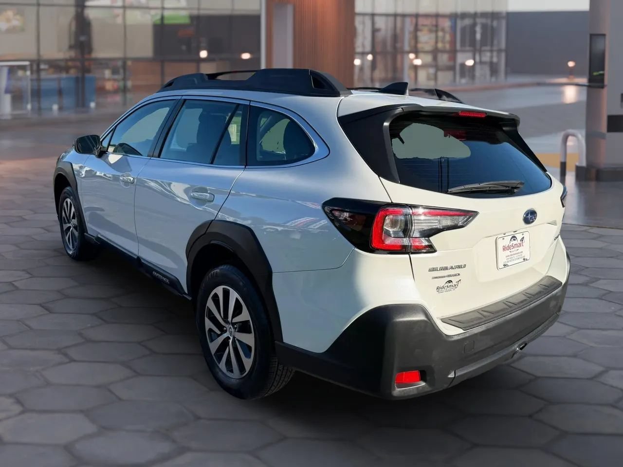 Used 2024 Subaru Outback w/ Popular Package #1A AWD/4WD image 5