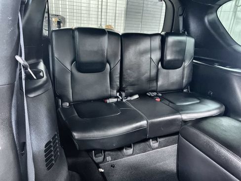 Used 2023 Nissan Armada SL w/ Midnight Edition Package RWD image 21