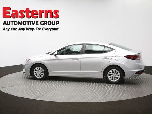 Used 2019 Hyundai Elantra SE w/ Cargo Package FWD image 60